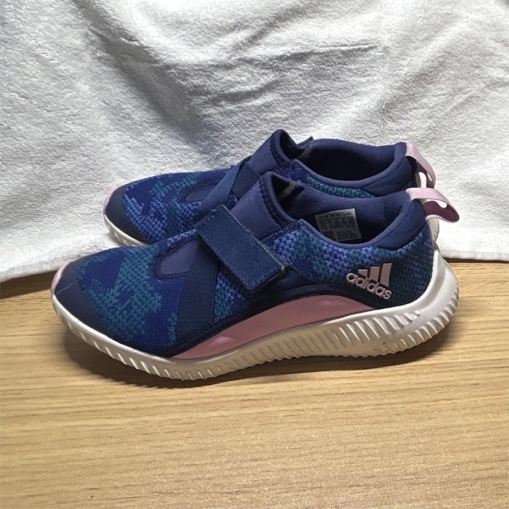 adidas Girls Blue Pink Hook & Loop Sneakers Camouflage Non-marking Sole size 1.5